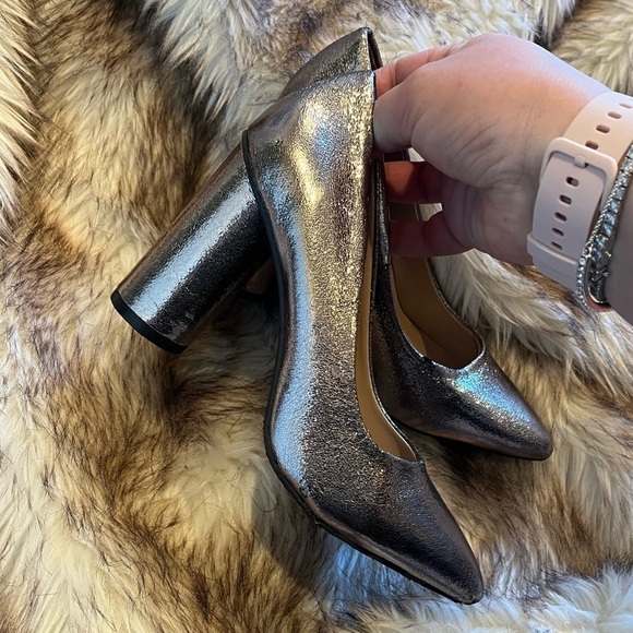 A new day chunky metallic silver heels size 5.5 - Picture 2 of 11